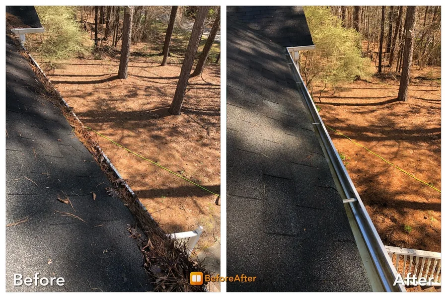 Before and after gutter cleaning result